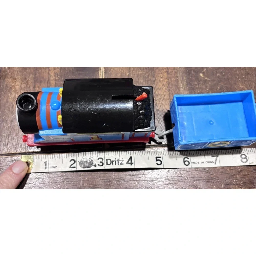 Thomas & Friends TrackMaster‎ Thomas Engines Go Motorized James Push along 2021